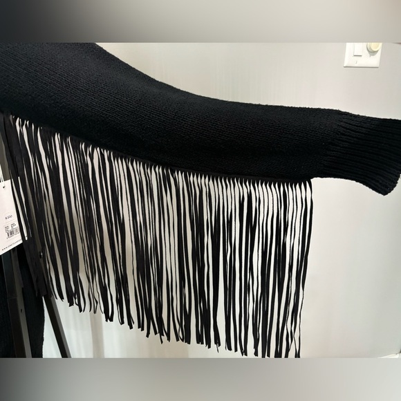 One Teaspoon Chunky Knit Fringe Sweater - Picture 5 of 16